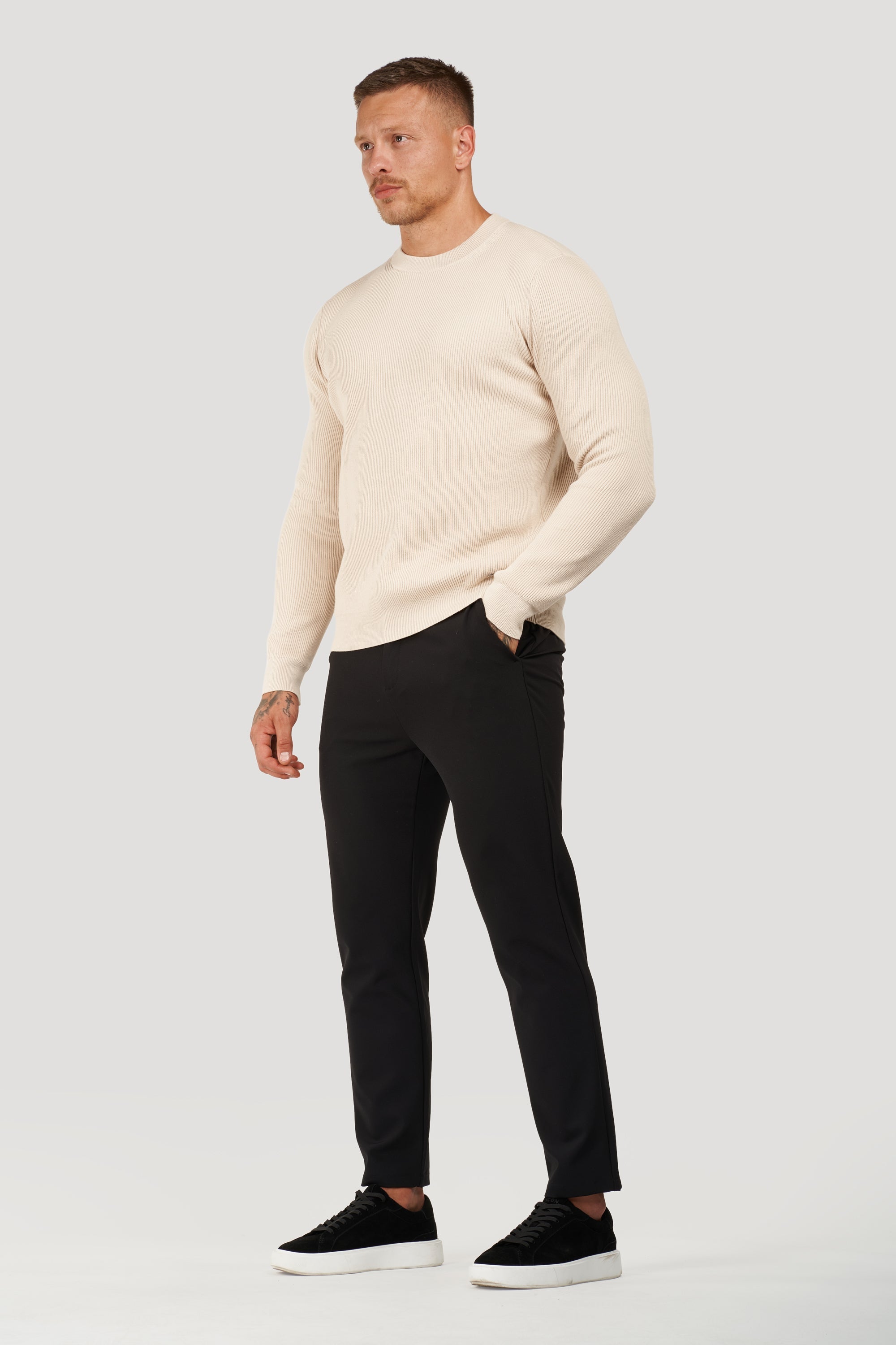 SVETR RENZO S KULATÝM VÝSTŘIHEM