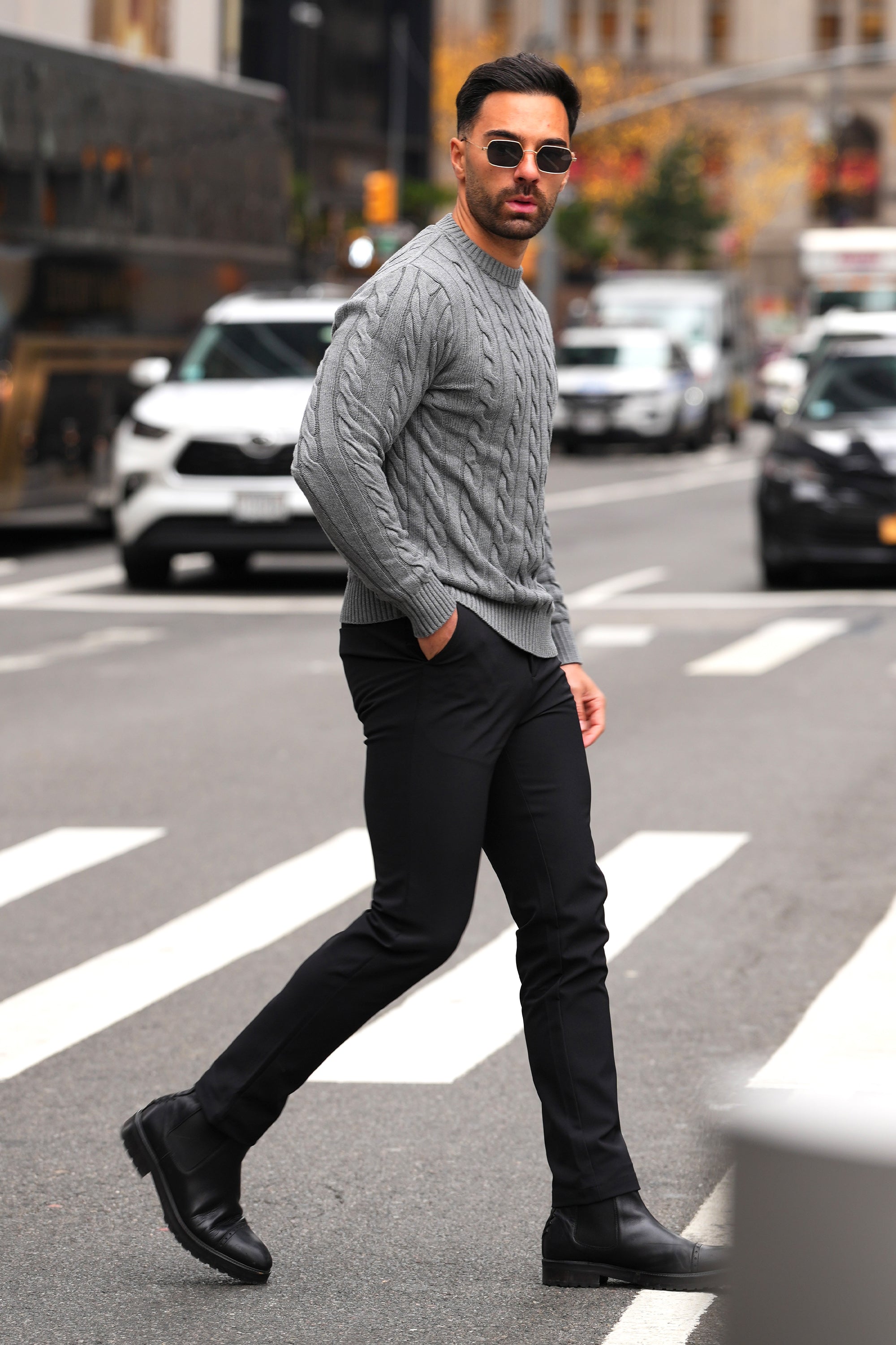 SVETR S KULATÝM VÝSTŘIHEM Z COPÁNKOVÉ PLETENINY