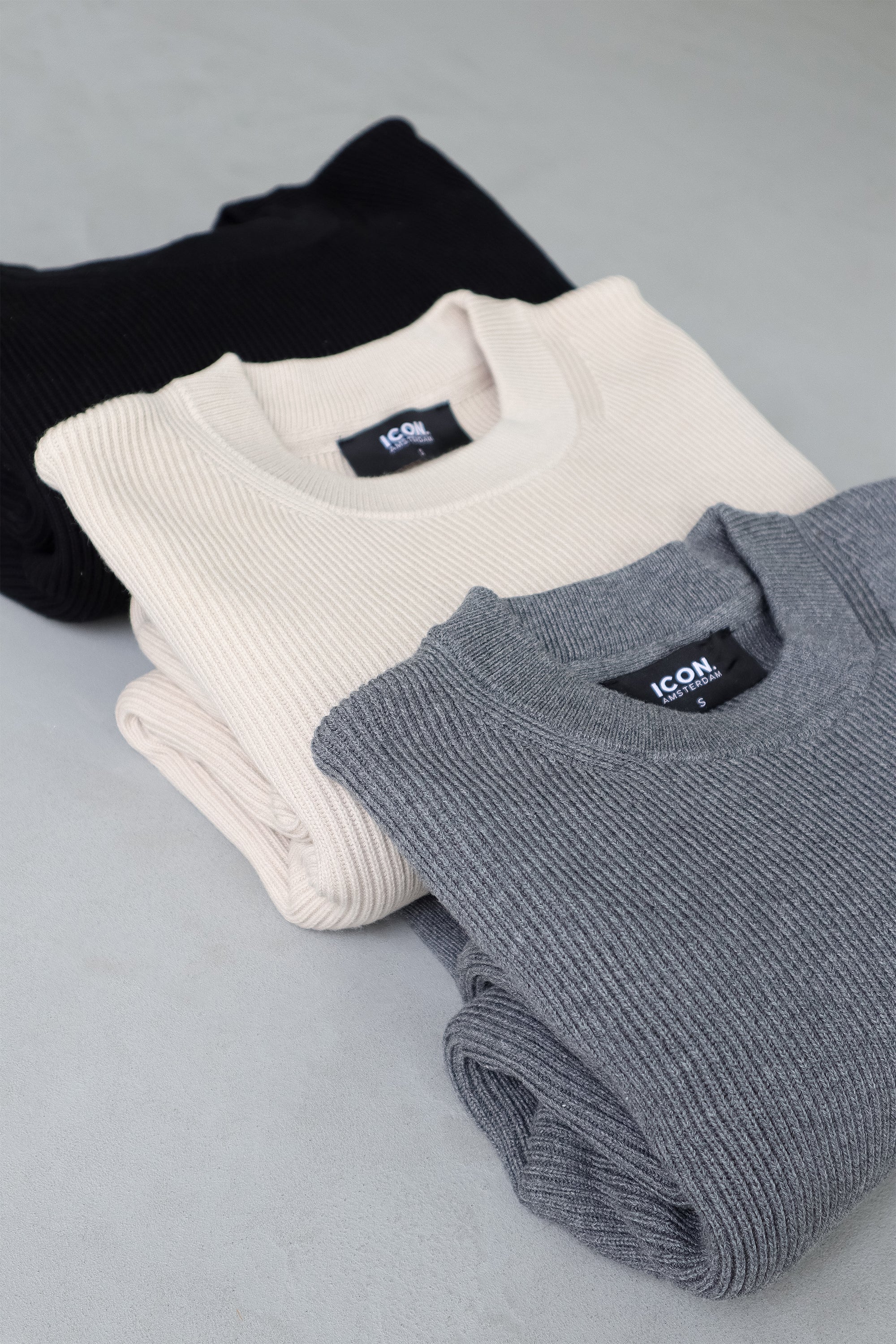 SVETR RENZO S KULATÝM VÝSTŘIHEM